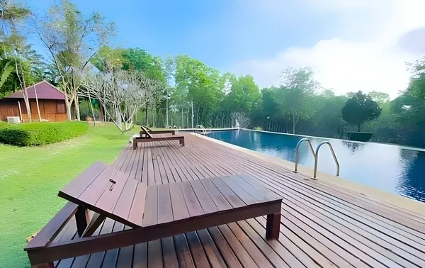 วังน้ำเขียวลอดจ์ (Wangnamkeaw Lodge)